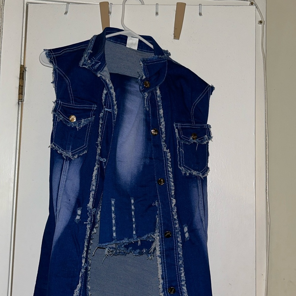 A women’s two piece skirt set worn once.